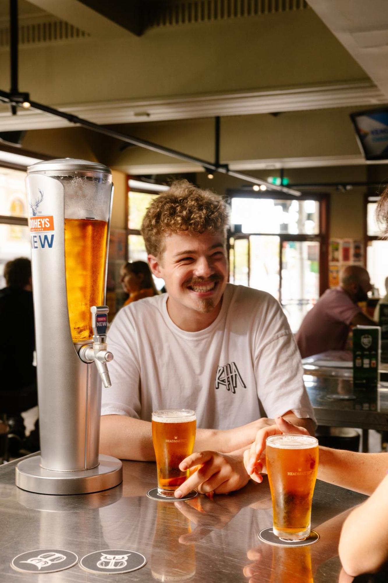 Bar Broadway Hotel Sydney